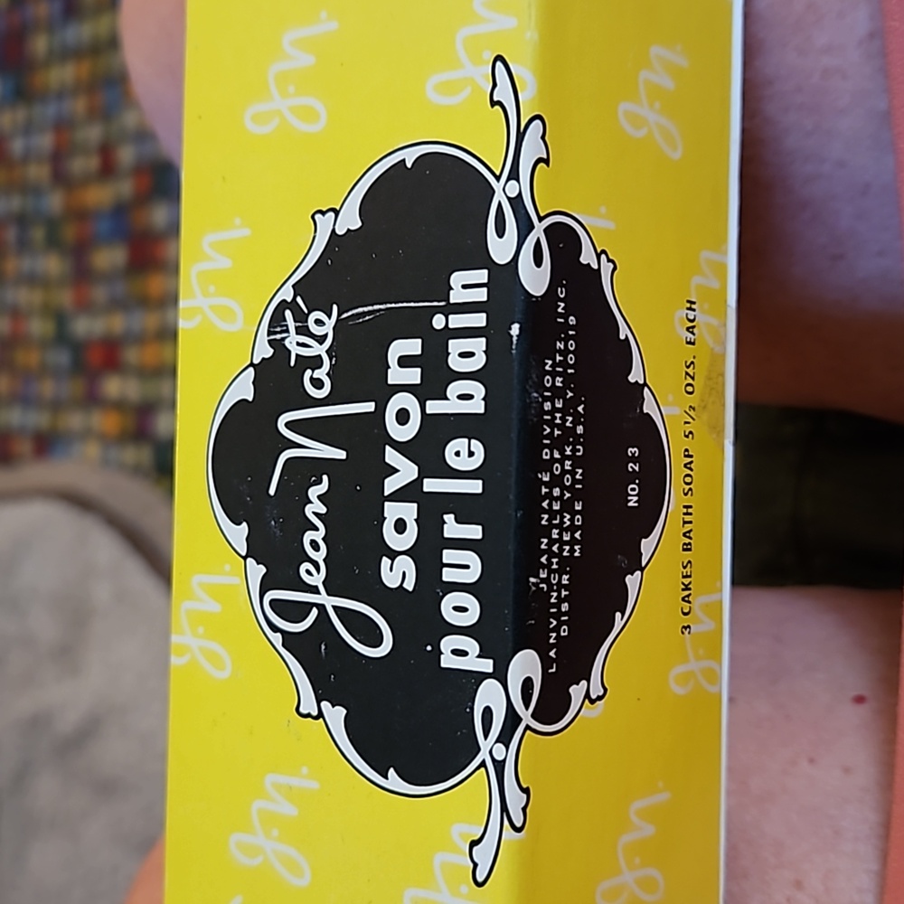 Vintage JEAN NATE Savon Pour le Bain bath soap